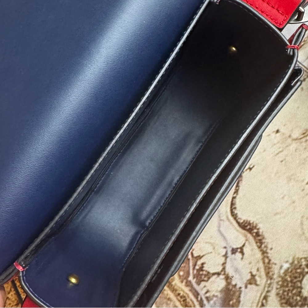 Unique Bag: Tory Burch Modern Buckle Cross Body Bag - Picture 8 of 8